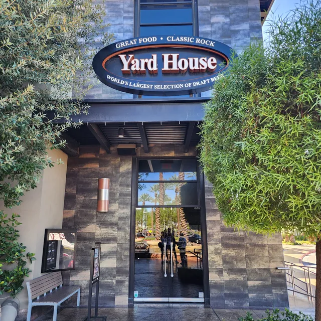 Yard House