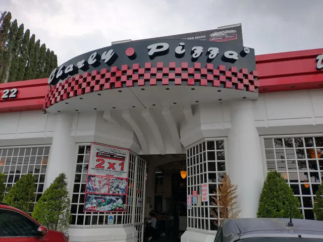Charly Pizza