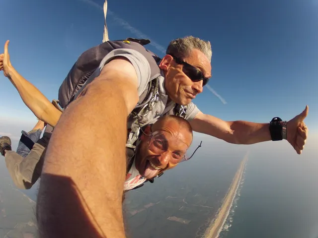 FL140 PARACHUTISME BORDEAUX