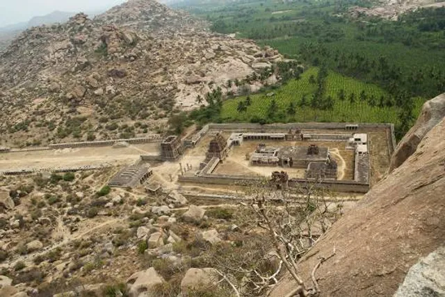 கண்டமதனா மலை