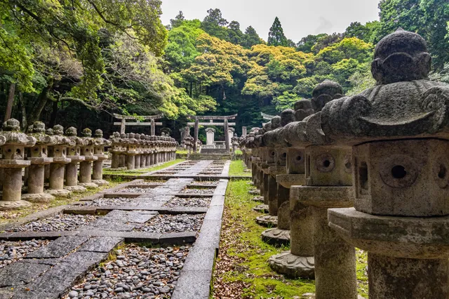 Mori Clan Burial Site