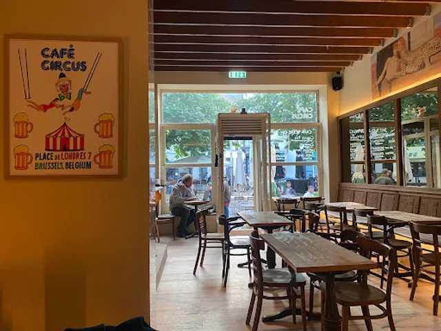 Café Circus