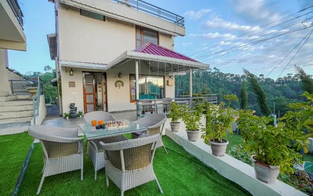 SaffronStays Summer Estate