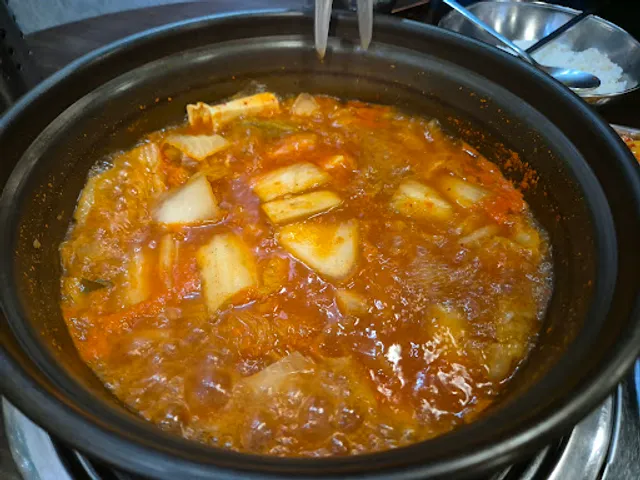 백채김치찌개 구산역점