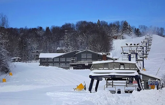 Hidden Valley Highlands Ski Area and Muskoka Ski Club