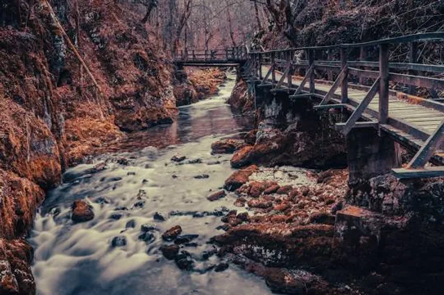 Vražji prolaz / Devils passage hiking trail.