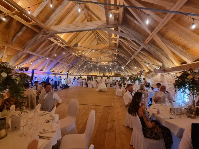 Schloss Neufraunhofen