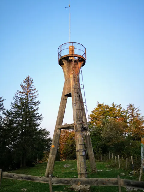Ancienne tour militaire du Signal