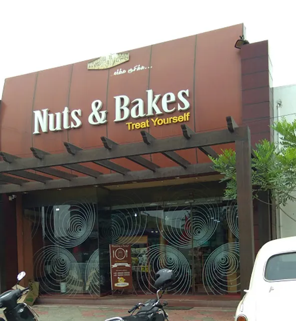 Nuts & Bakes