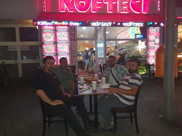 KÖFTECİ Recep Usta