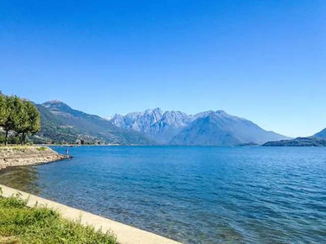 Spiaggia di Gravedona