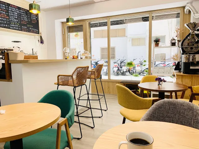 沁實咖啡 Whole Beans Roasters