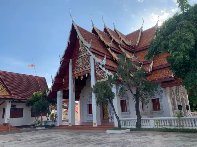 Wat Tha Lo