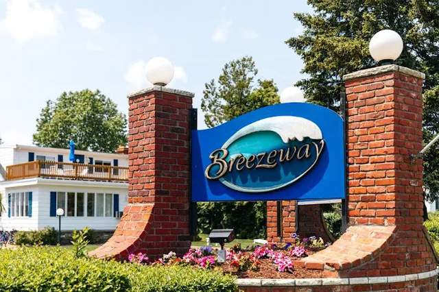 Breezeway Boutique Hotel