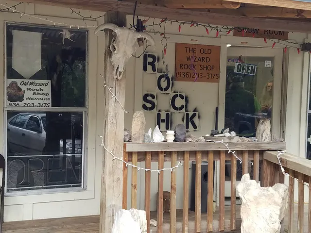 The Old Wizzard's Rock Shop