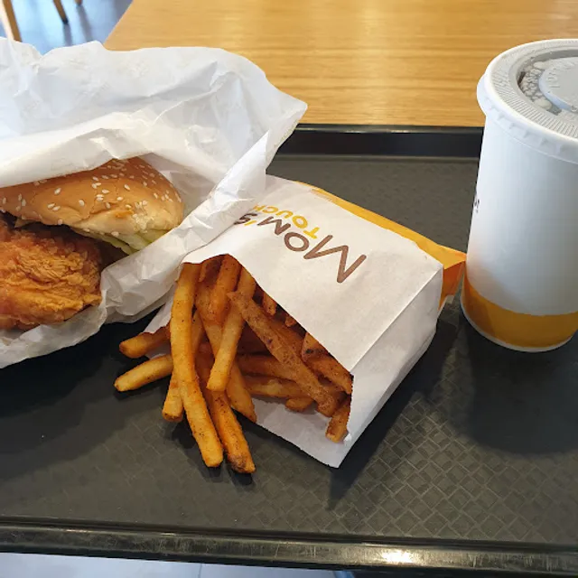 맘스터치 포천운천점