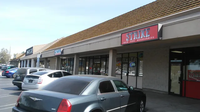 STRIKE FASHION- Hair, wigs, extensions, clothing