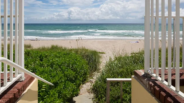 Bluegreen Gulfstream Manor