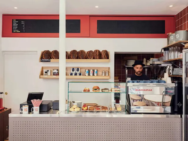 Ten Belles 6 | Coffee Shop | Pain au levain & torréfaction artisanale