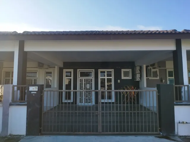 Homestay Batu Pahat (BUSHRA)