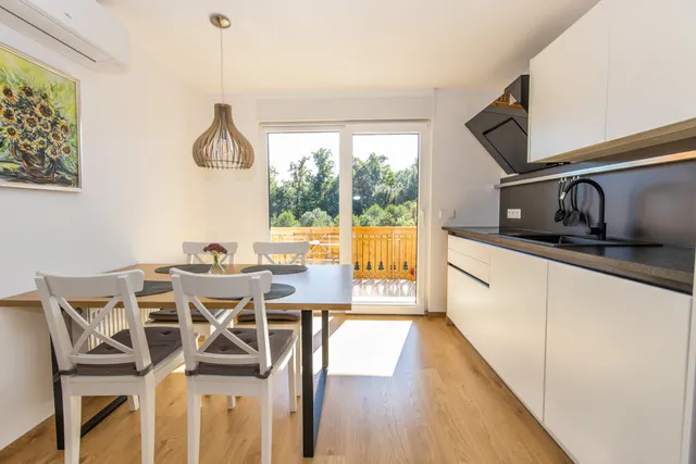 Old Boatman's House Bled