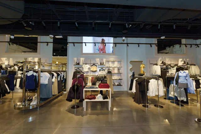 Princess Polly Scottsdale