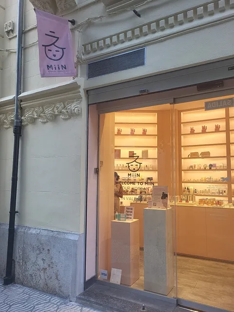 MiiN Korean Cosmetics · Valencia