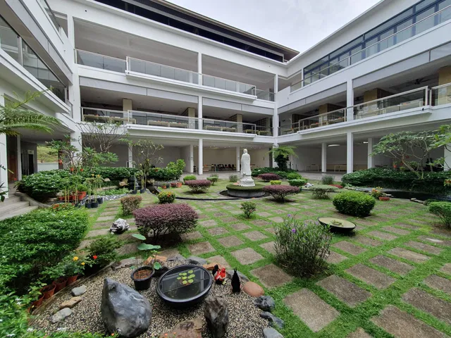 Tian Ning Columbarium