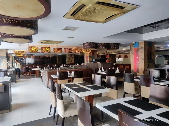 Bikanervala | Sector 18 Noida