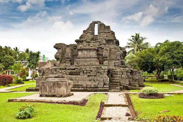 Candi Songgoriti