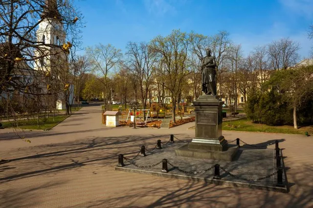 Monument to Mikhail Vorontsov