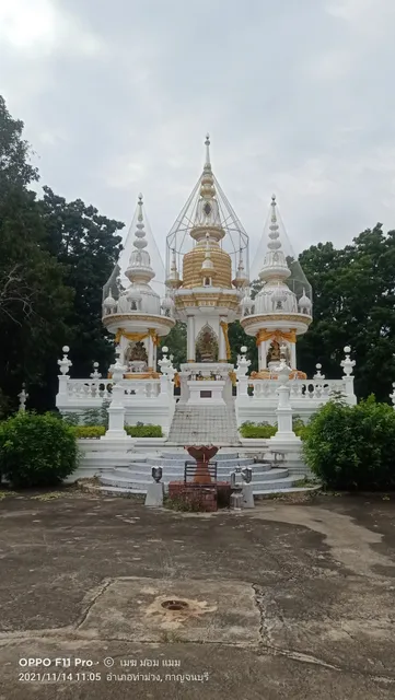 Wat Manothamaram (Nang No)