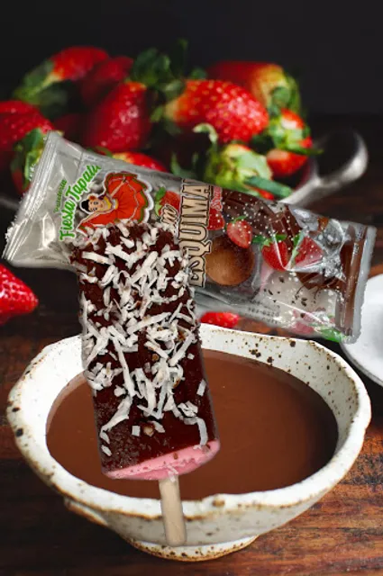 PALETERIA FIESTA TAPATIA LLC