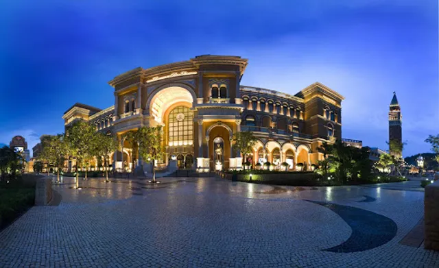 DFS Macau, Shoppes at Four Seasons