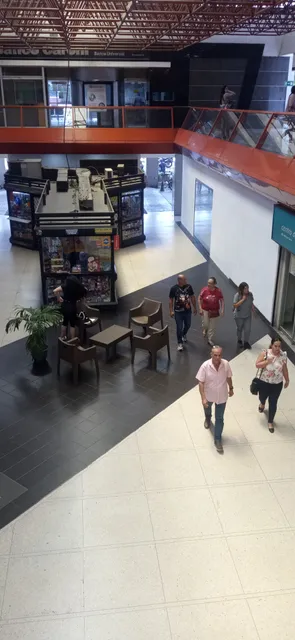 Centro Comercial Guaparo