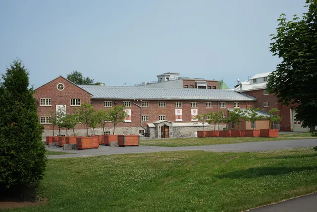 The Palace of L'Îlot