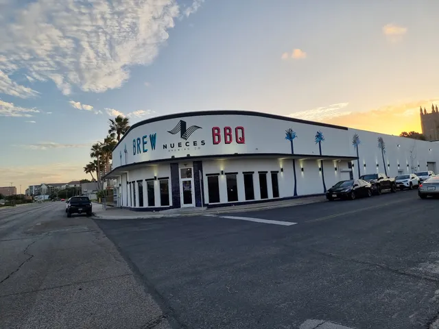 Nueces Brewing and BBQ
