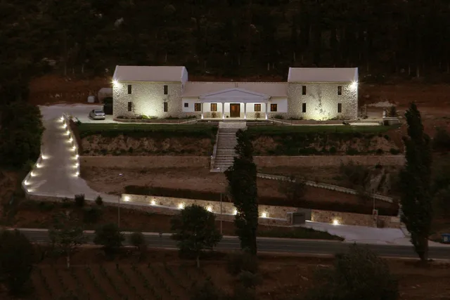 Karamitsos Winery ΚΑΡΑΜΗΤΣΟΣ ΔΗΜΗΤΡΙΟΣ