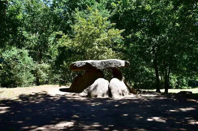 Dolmen de Axeitos