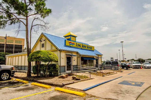 Long John Silver's