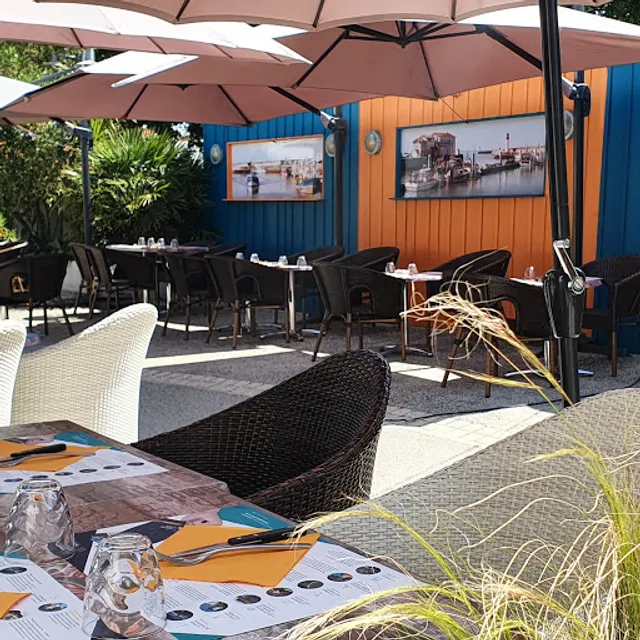 Clémentine La Cotinière - Crêperie Bar Glacier