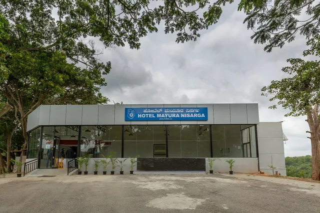 Hotel Mayura Nisarga Pearl Valley
