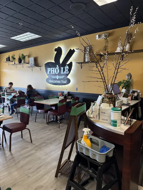 Pho Le