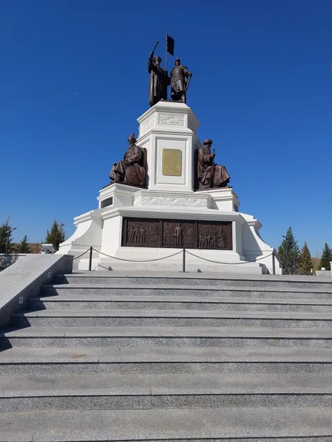Independence Monument