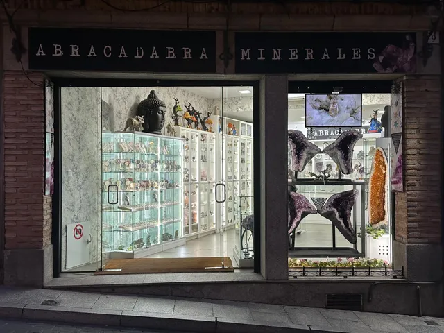 Abracadabra, Tienda de Minerales y Plata.