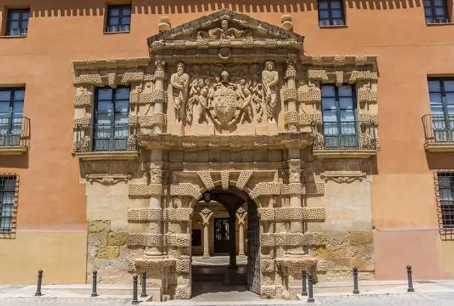Palacio de los Condes de Cirat
