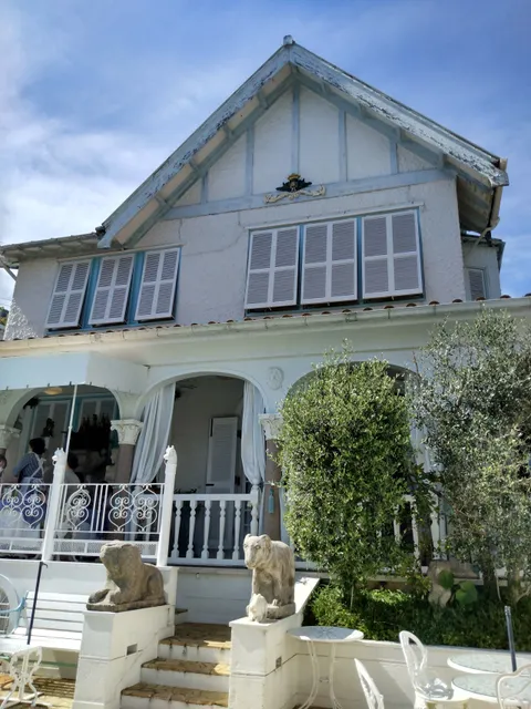 Italian Pavilion - Platon Decorative Arts Museum