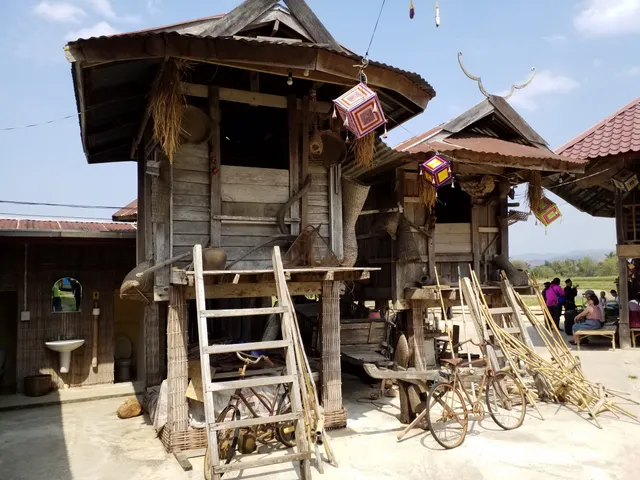 Tai Dam Cultural Centre Ban Na Pa Nat