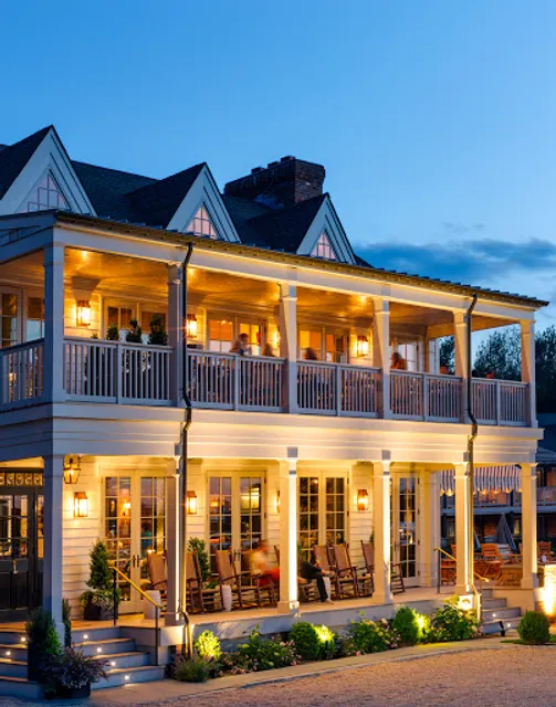 The Restaurant at Baron's Cove