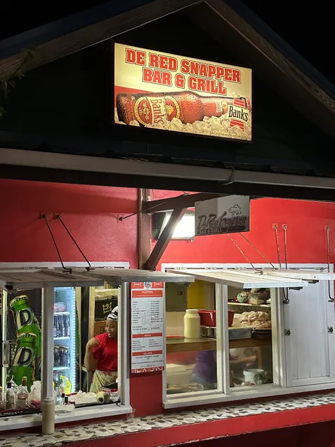 De Red Snapper Bar&Grill